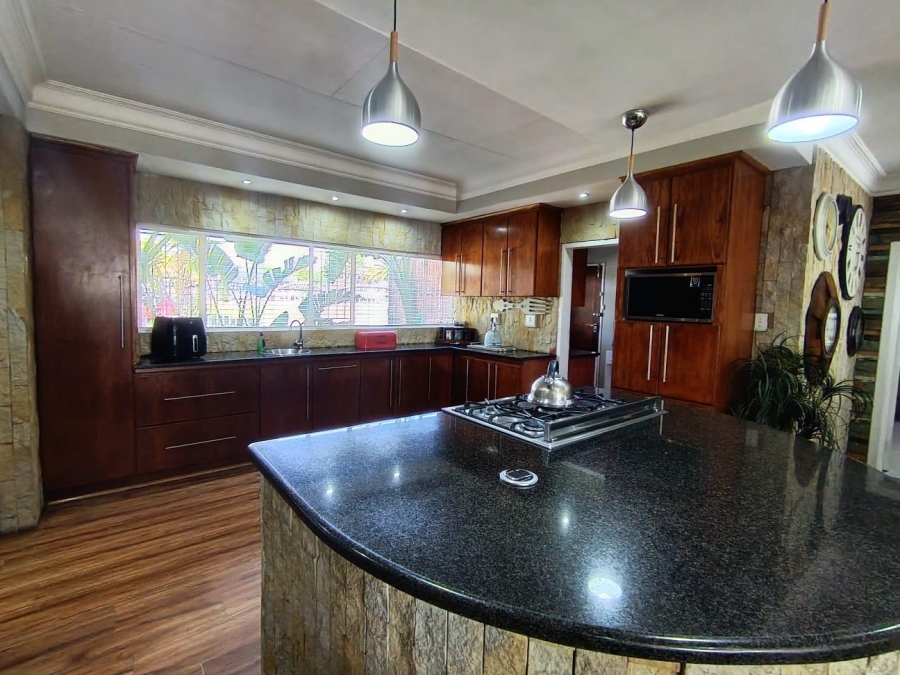 5 Bedroom Property for Sale in Universitas Free State